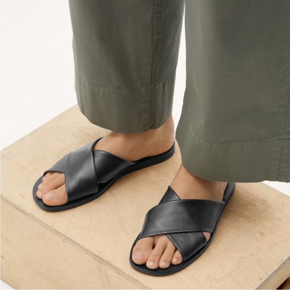 Everlane Shoes 5.5 Day Crossover Sandals Black